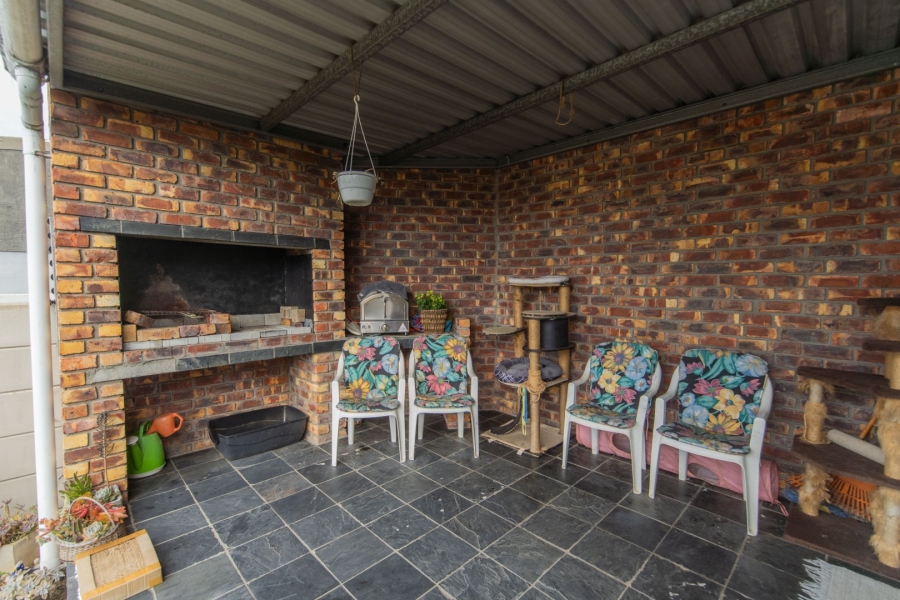 2 Bedroom Property for Sale in Salisbury Park Eastern Cape